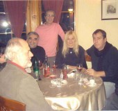 Vukasin(sculptor), Damian (pictor), Dincic(patron hotel tabere Serbia), ziarista Iugovic Vukasin(sculptor), Damian (pictor), Dincic(patron hotel tabere Serbia), ziarista Iugovic